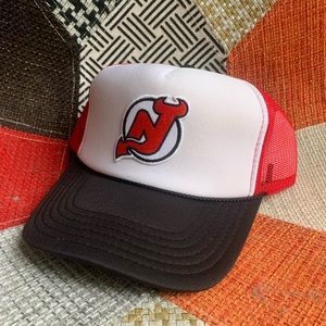New 90’s Vintage New Jersey Devils High Crown 5 Panel Trucker Hat